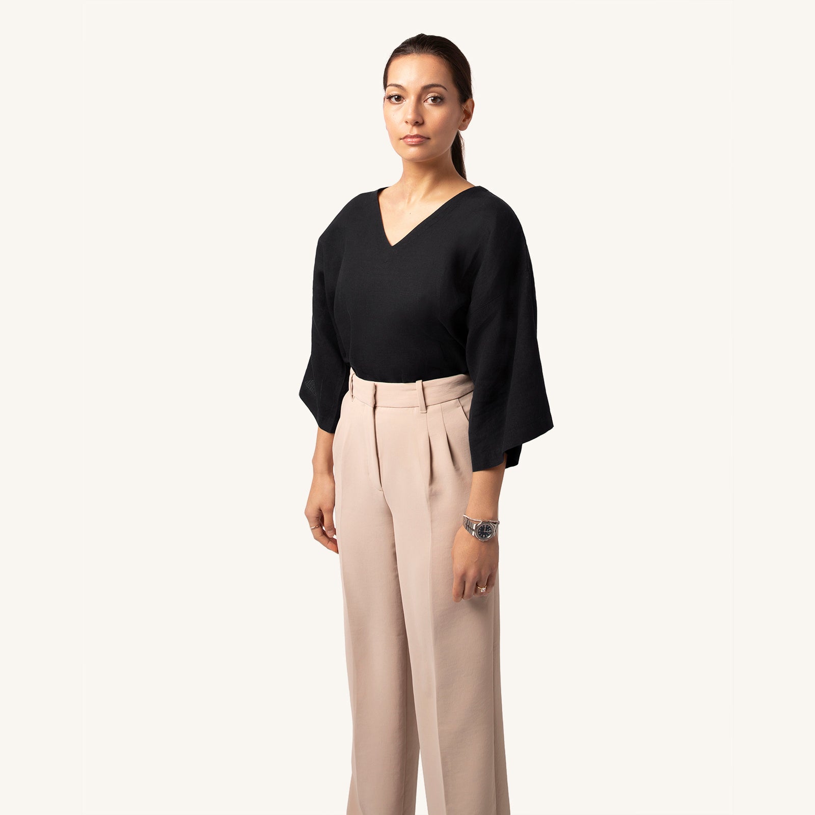 Woman's Obsidian Black Linen T-Shirt