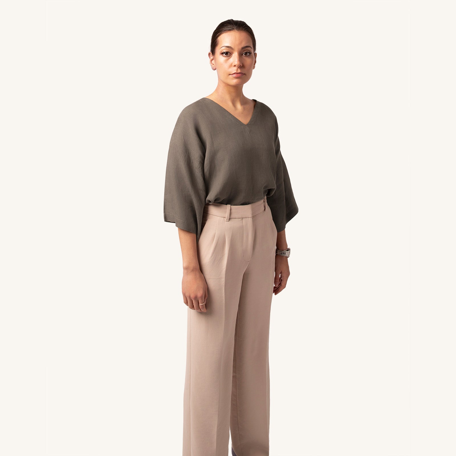 Woman's Ashfall Linen T-Shirt